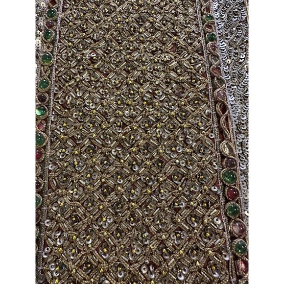 Vtg Handmade Heavily Embellished Beaded Sequin Embroidered Table Runner Read - Picture 16 of 16